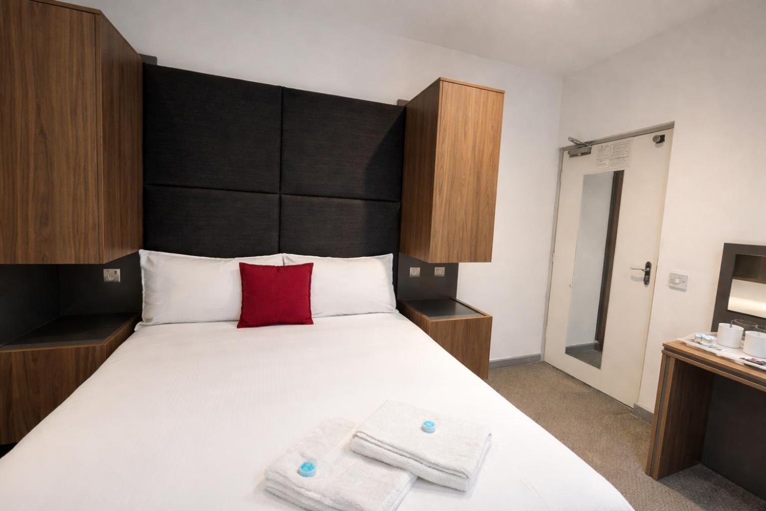 Chambre Double avec Salle de Bains Commune